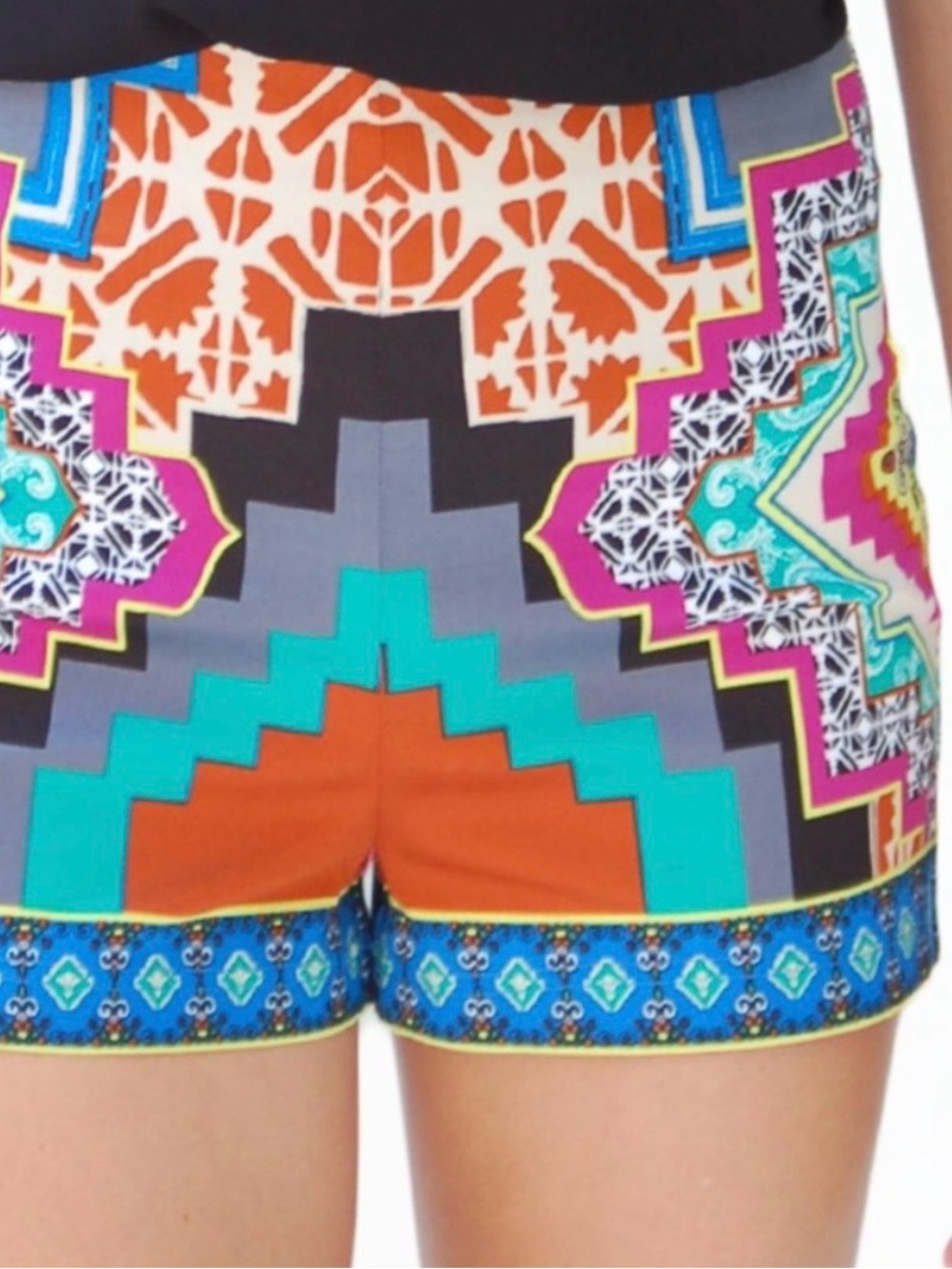 Flying Tomato Printed High-Rise Women's Shorts in Multicolor Size M